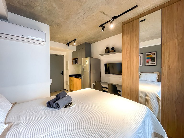 Balcony and Comfort at On Melo Alves