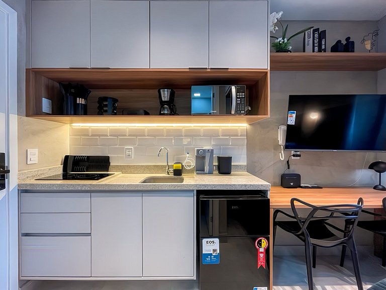 Studio Ideal p/ 2 com Varanda Charmosa