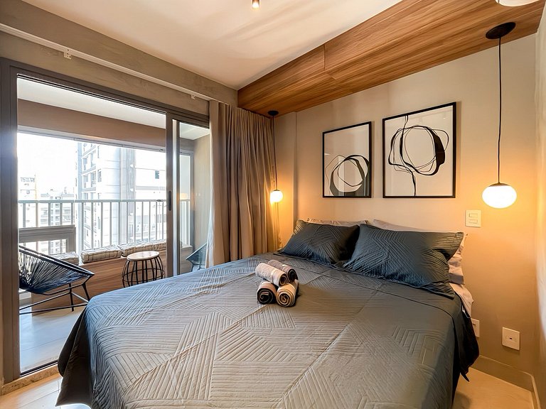 Studio Ideal p/ 2 com Varanda Charmosa