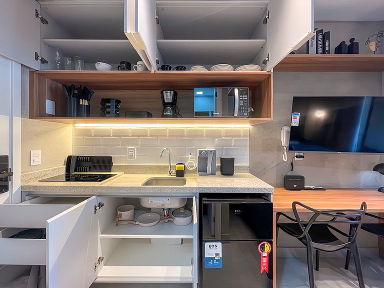 Studio Ideal p/ 2 com Varanda Charmosa