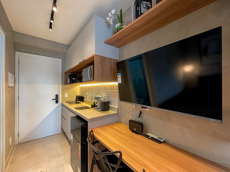 Studio Ideal p/ 2 com Varanda Charmosa