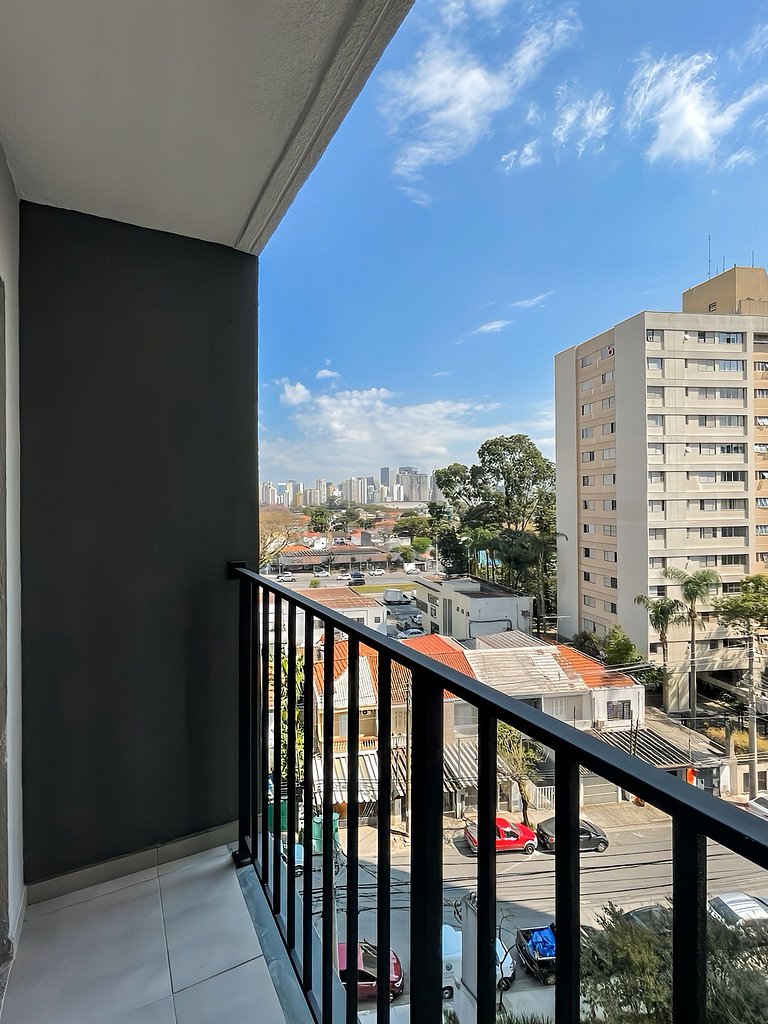 Próximo ao Metrô e Faria Lima – 1 Dorm