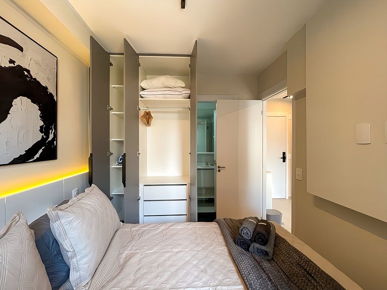 Próximo ao Metrô e Faria Lima – 1 Dorm