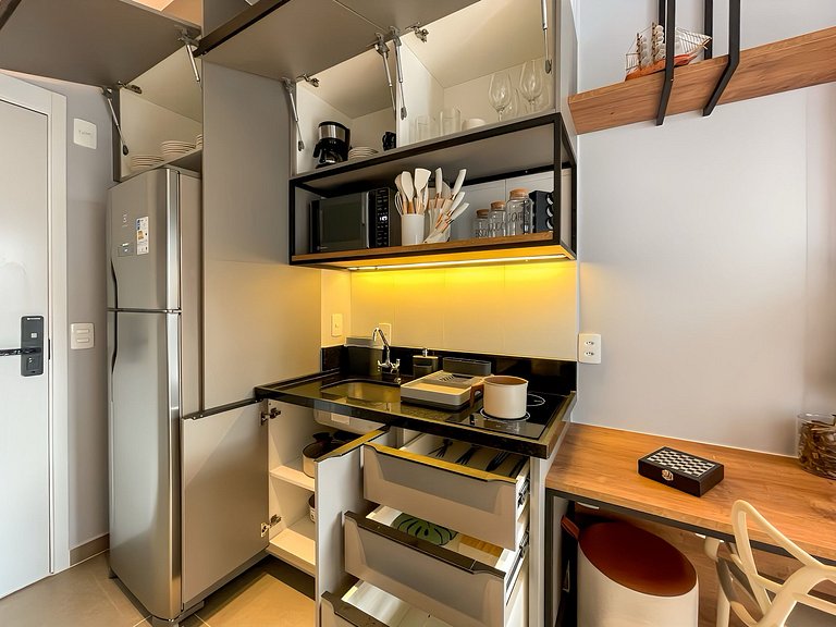 Vila Olímpia Apartment with Balcony and Pool