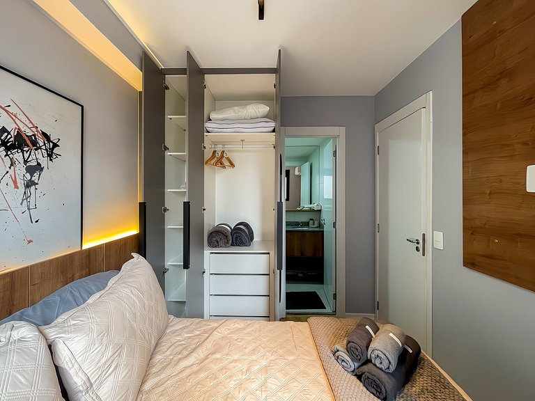 Vila Olímpia: piscina, varanda e internet sem fio