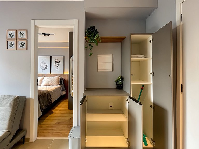 Vila Olímpia: piscina, varanda e internet sem fio