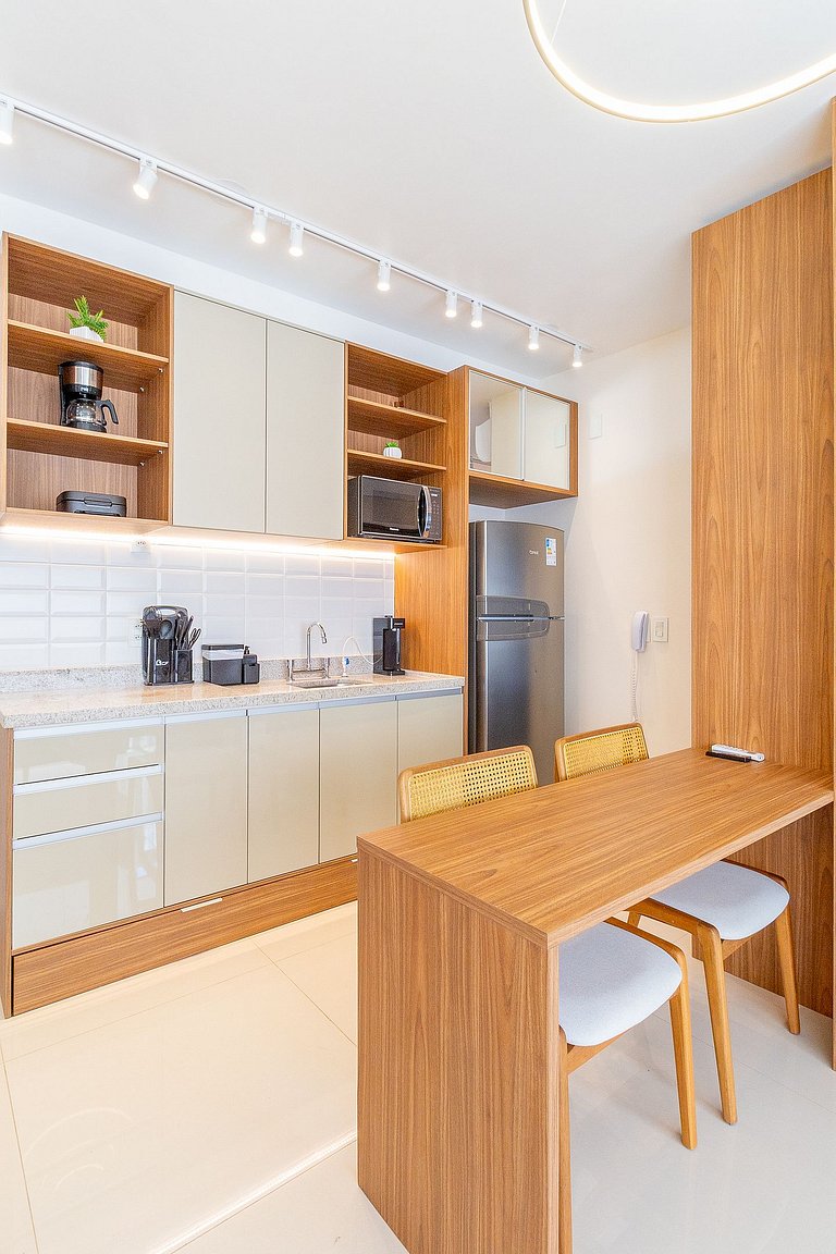 With swimming pool, practicality on Av. Brigadeiro