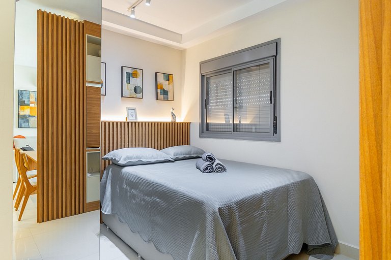 With swimming pool, practicality on Av. Brigadeiro