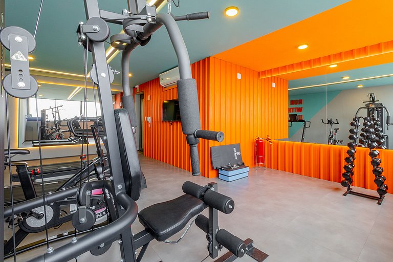 Full amenities steps from PUC-SP