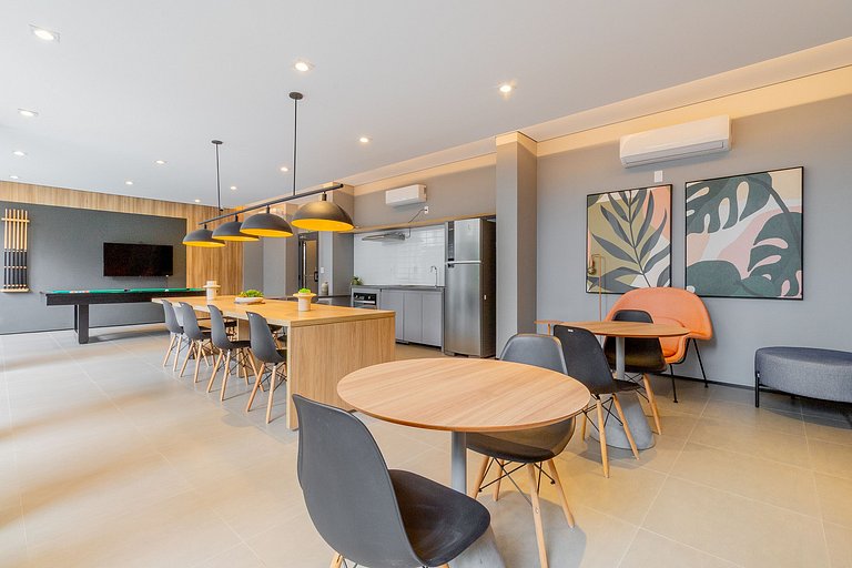 Full amenities steps from PUC-SP