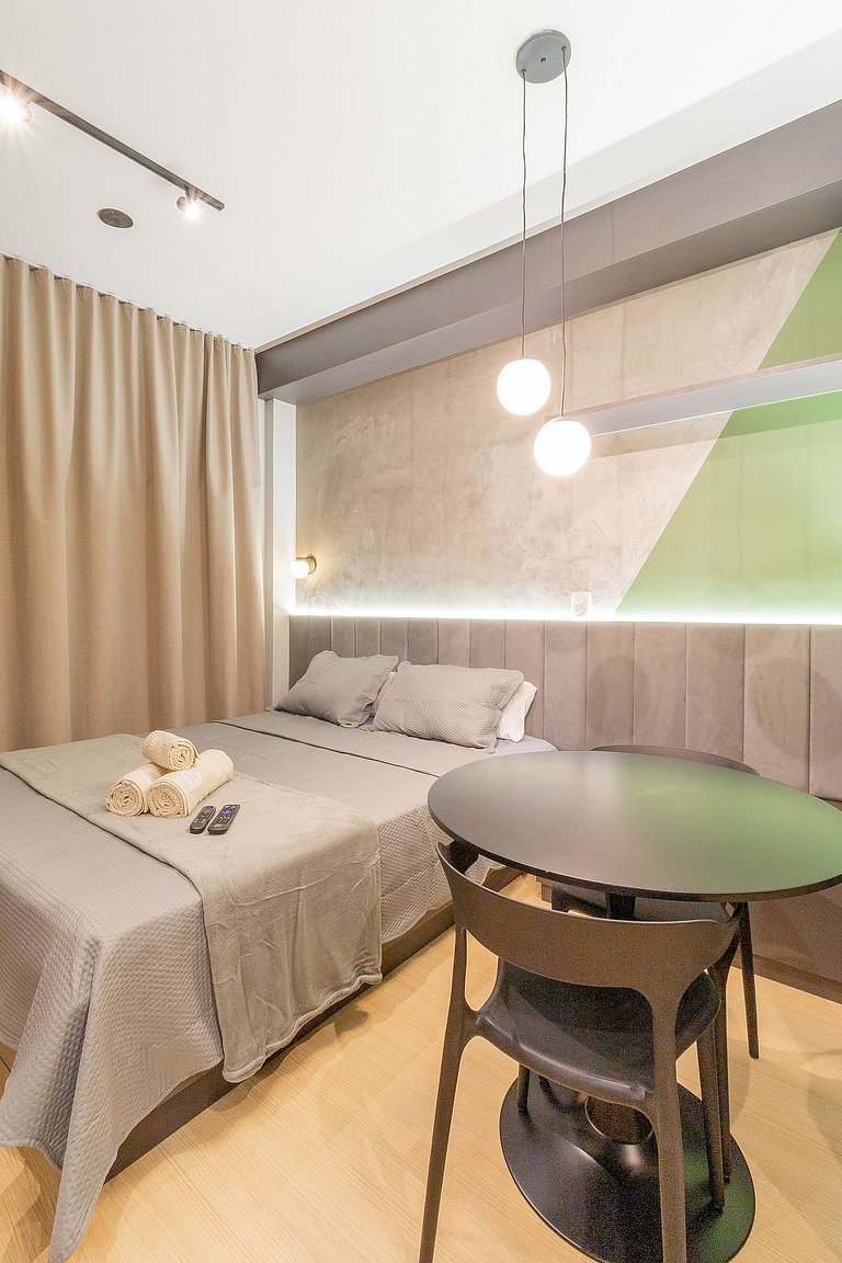 Work, unwind, and enjoy the rooftop