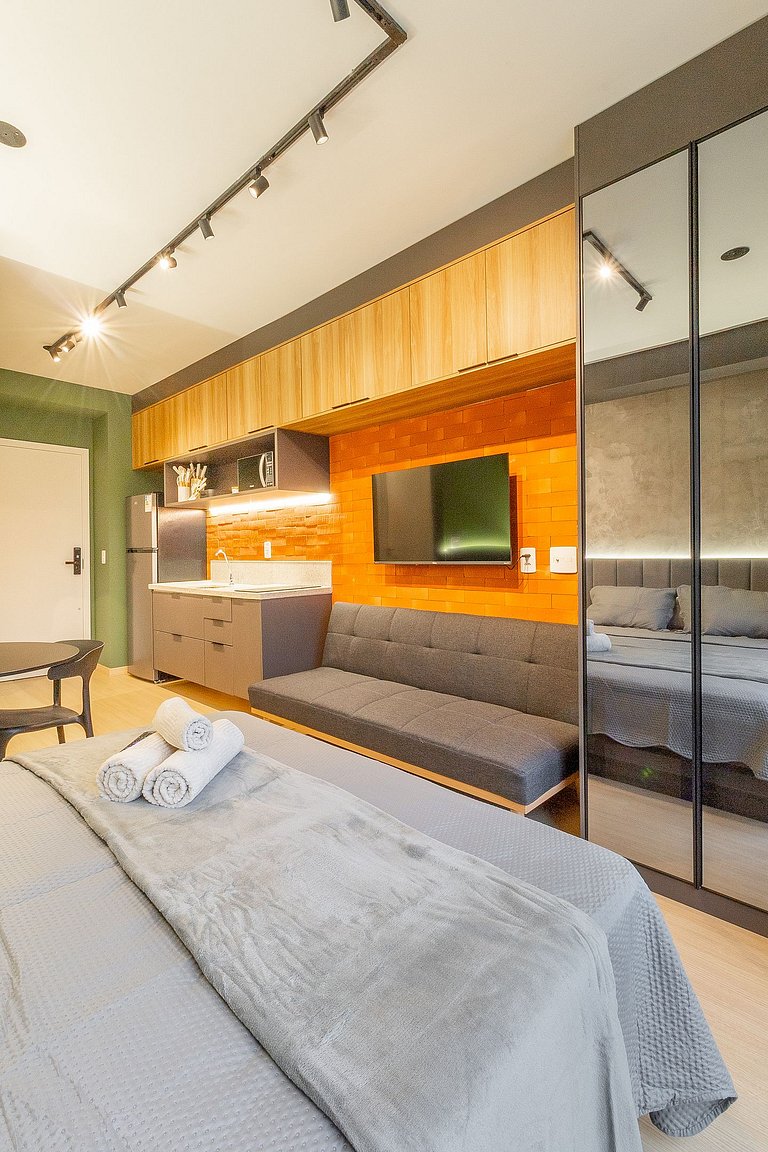 Work, unwind, and enjoy the rooftop