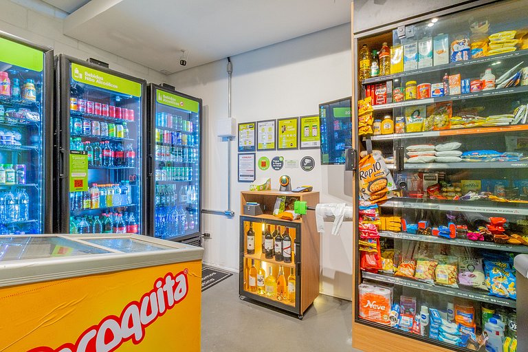 Practicality and comfort, next to Hosp Oswaldo Cruz.