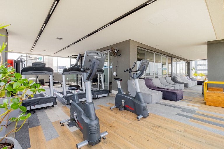 Practicality and comfort, next to Hosp Oswaldo Cruz.