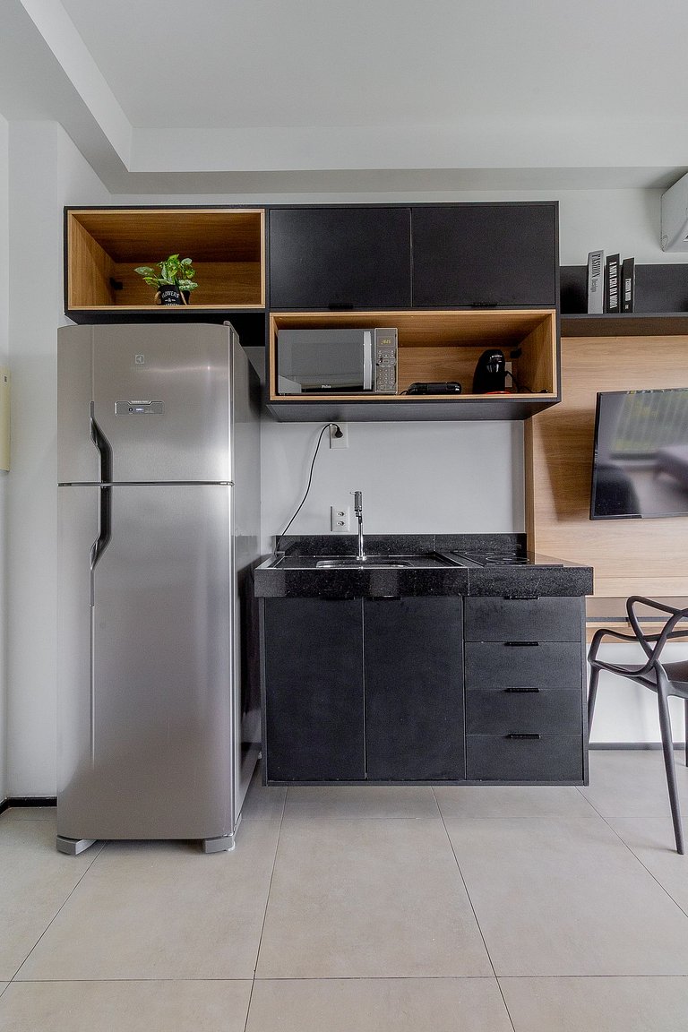 Located next to Hosp Oswaldo Cruz, featuring a swimming pool