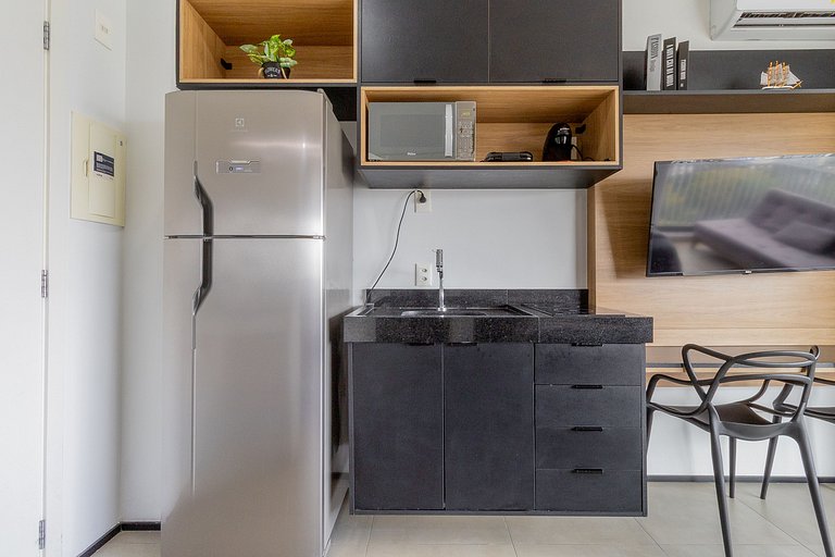 Located next to Hosp Oswaldo Cruz, featuring a swimming pool