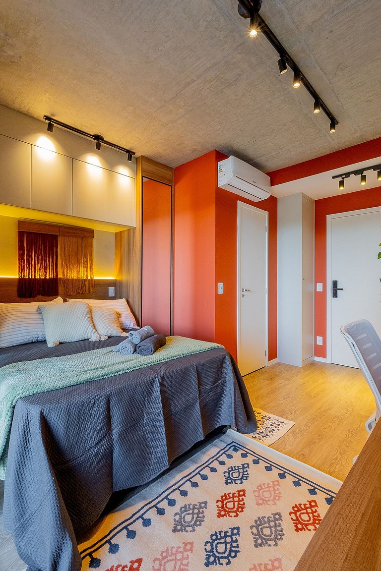 Stay Central | Augusta Street Experience