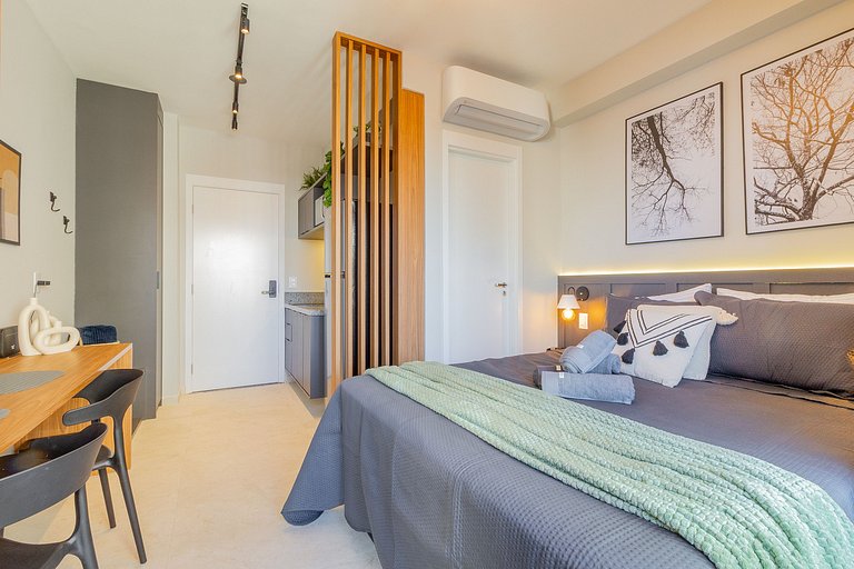 Conveniently located and fully furnished