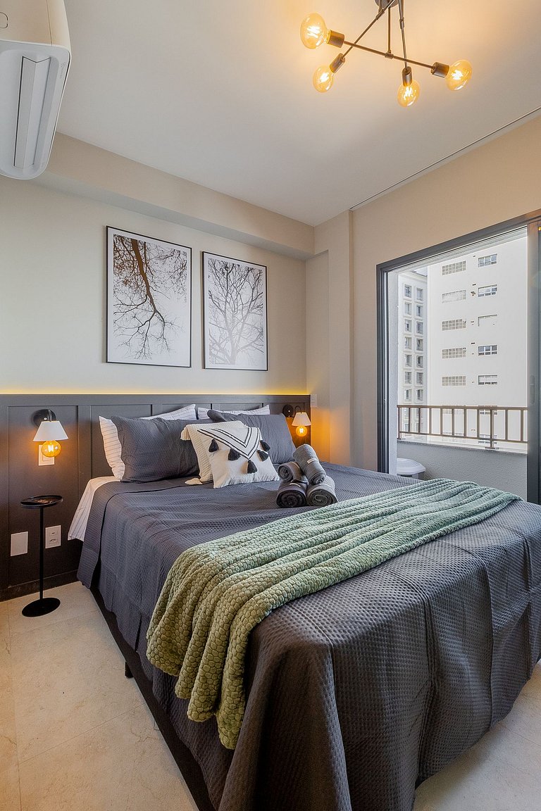 Conveniently located and fully furnished