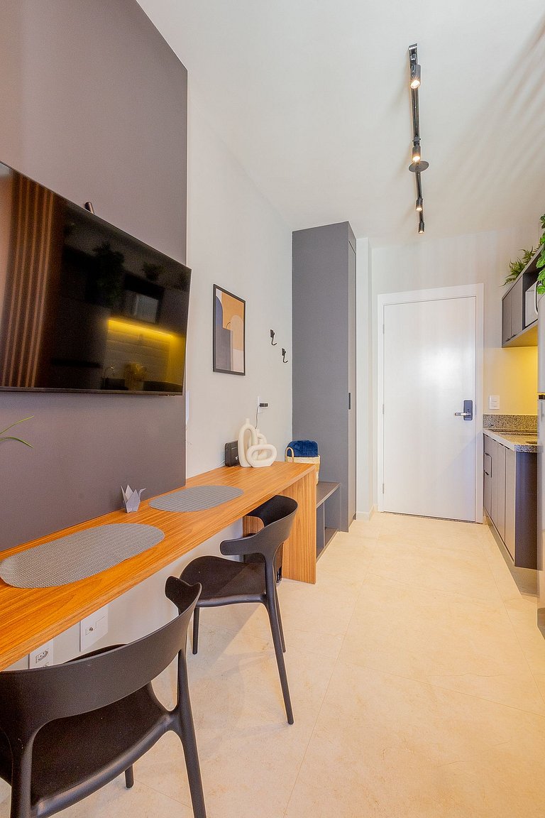 Conveniently located and fully furnished