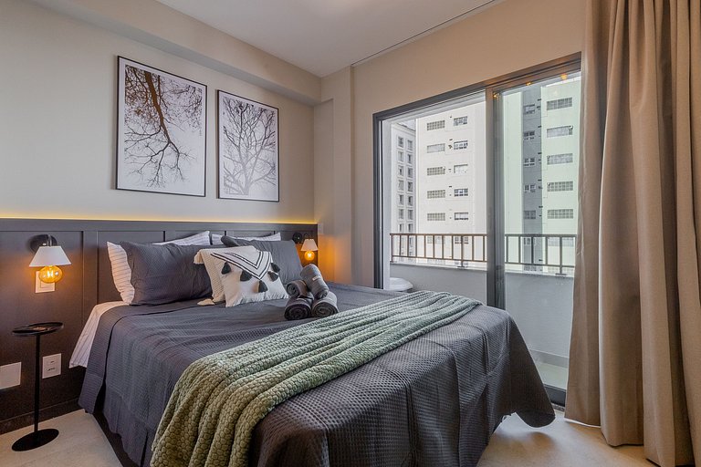 Conveniently located and fully furnished