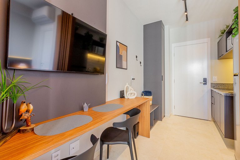 Conveniently located and fully furnished