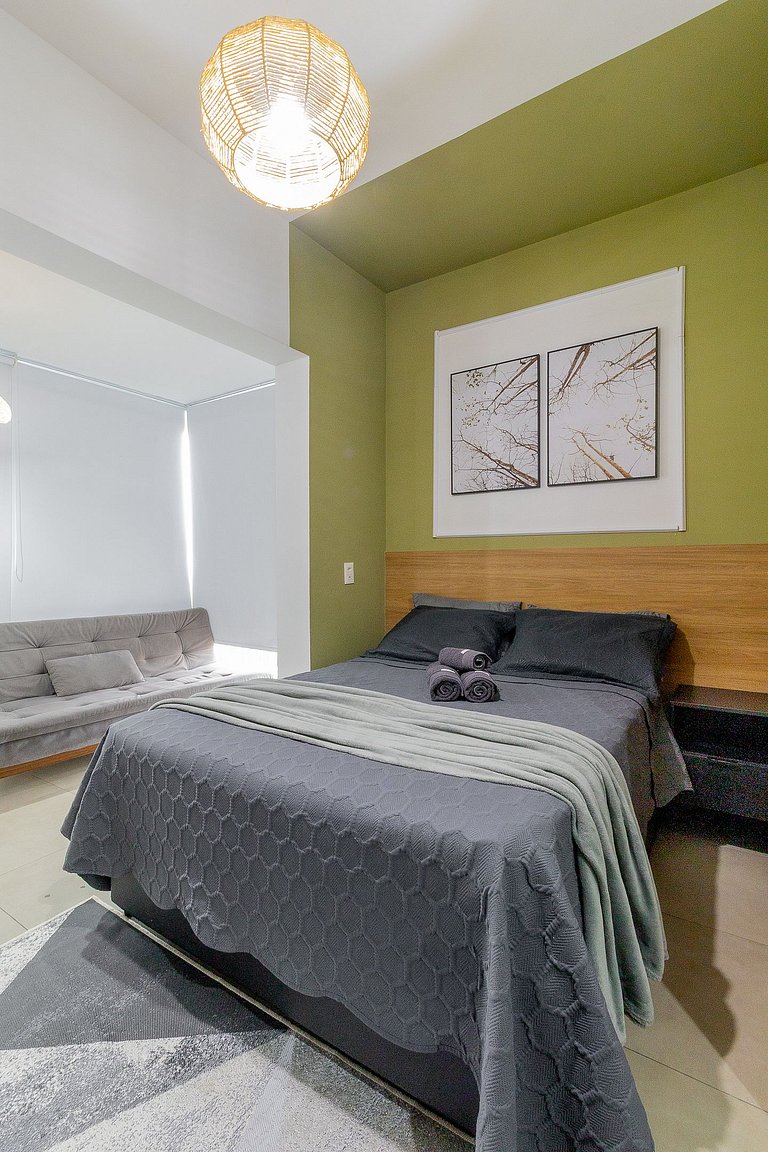 Located next to Hosp Oswaldo Cruz, featuring a swimming pool