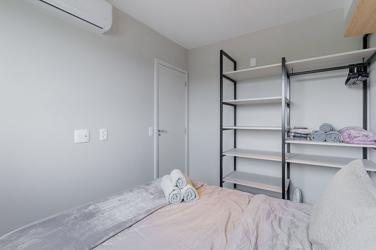 Charming loft with a spacious balcony in Moema