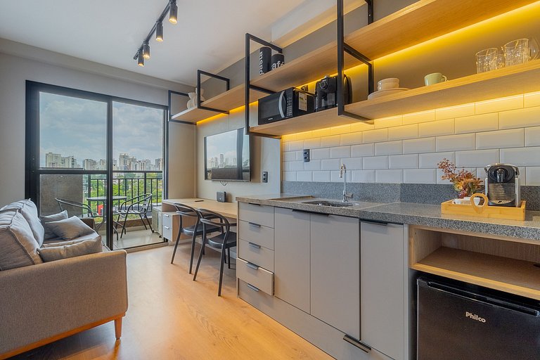 Charming loft with a spacious balcony in Moema