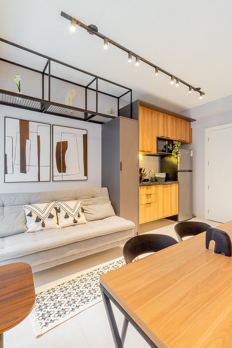 Cerca de Allianz y de la estación Sumaré del metro