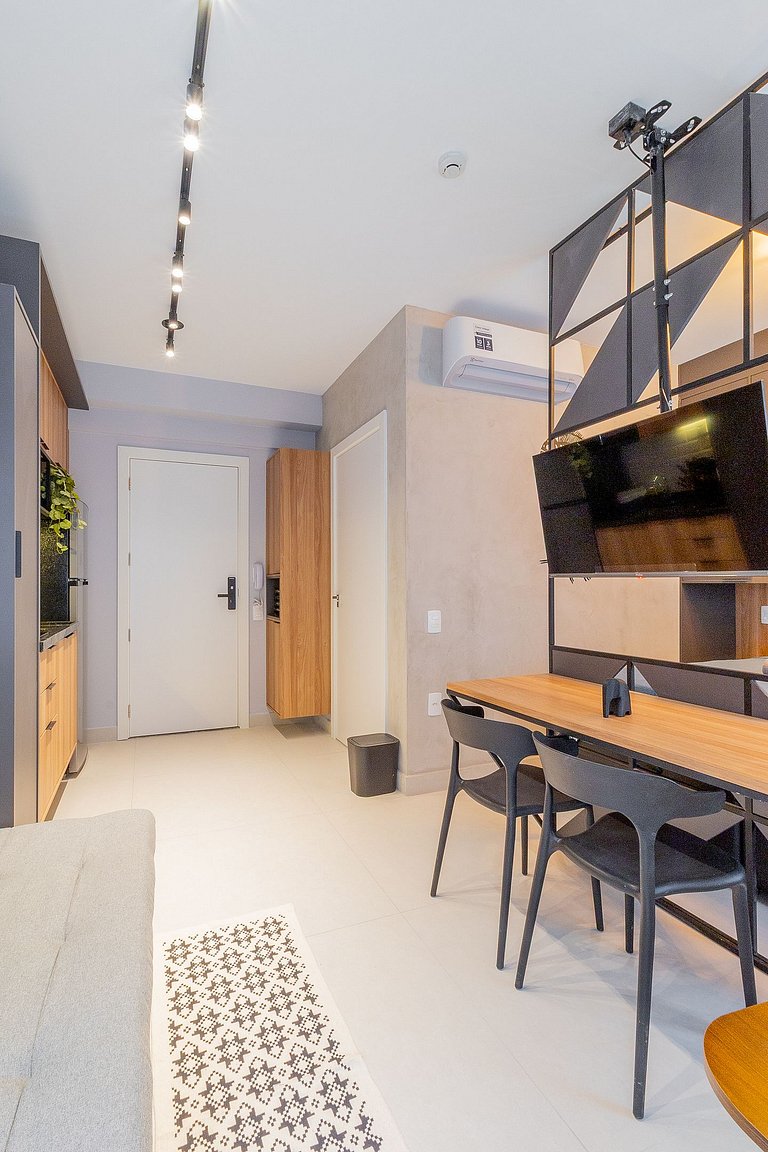 Cerca de Allianz y de la estación Sumaré del metro