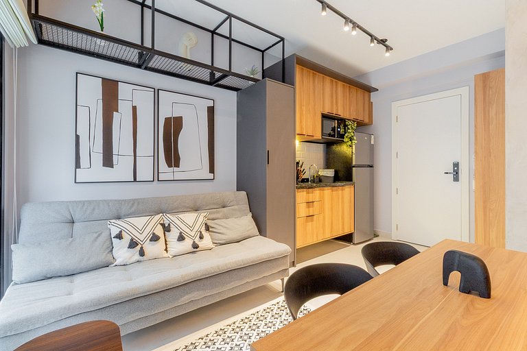 Perto do Allianz e da estação Sumaré do metrô