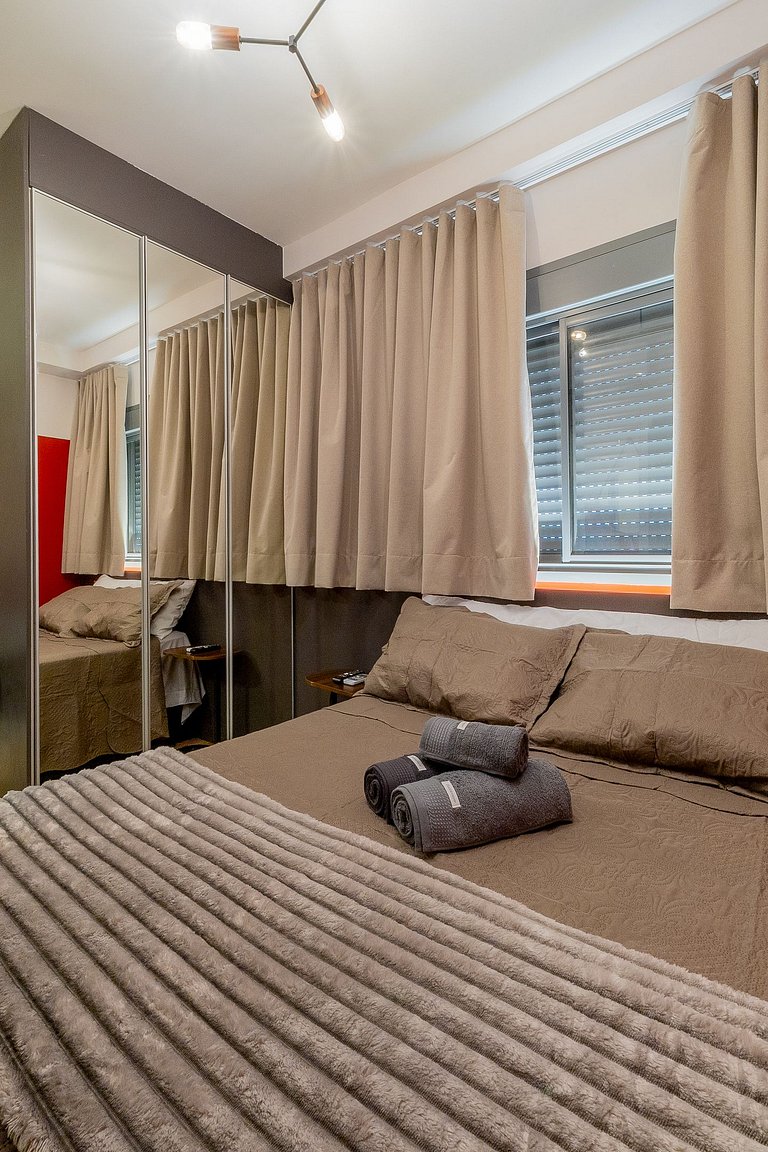 13th floor in Jardins with parking space, balcony and pool