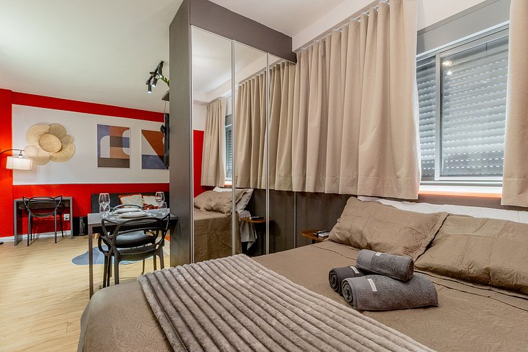 13th floor in Jardins with parking space, balcony and pool