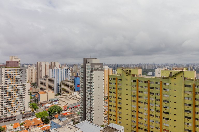 Varanda privativa em andar alto