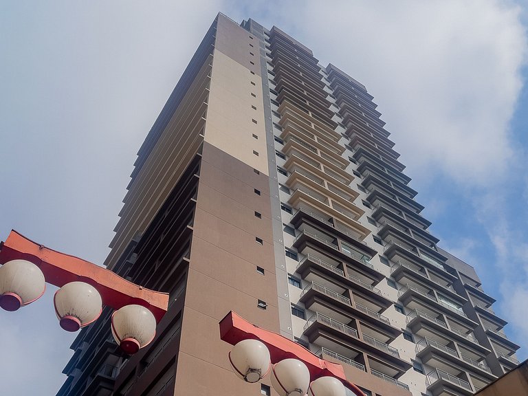 Near Liberdade Metro Station | Prime location