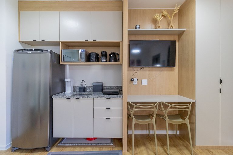 Metrô Liberdade | Varanda + Conforto 3pax