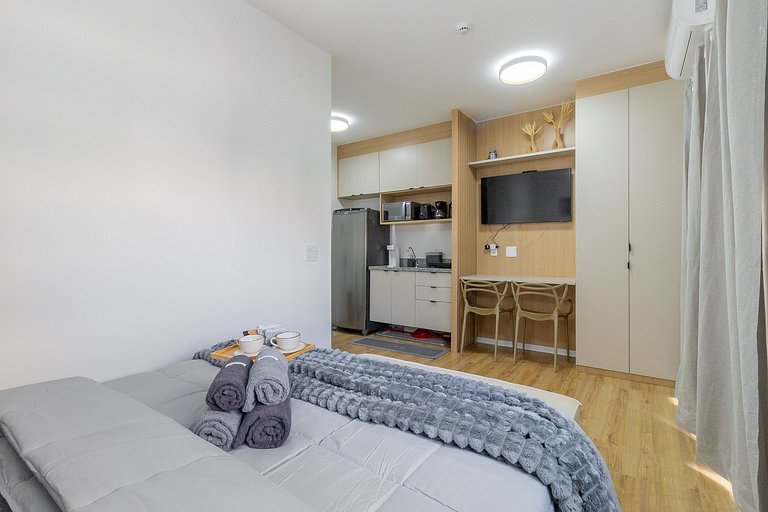 Metrô Liberdade | Varanda + Conforto 3pax