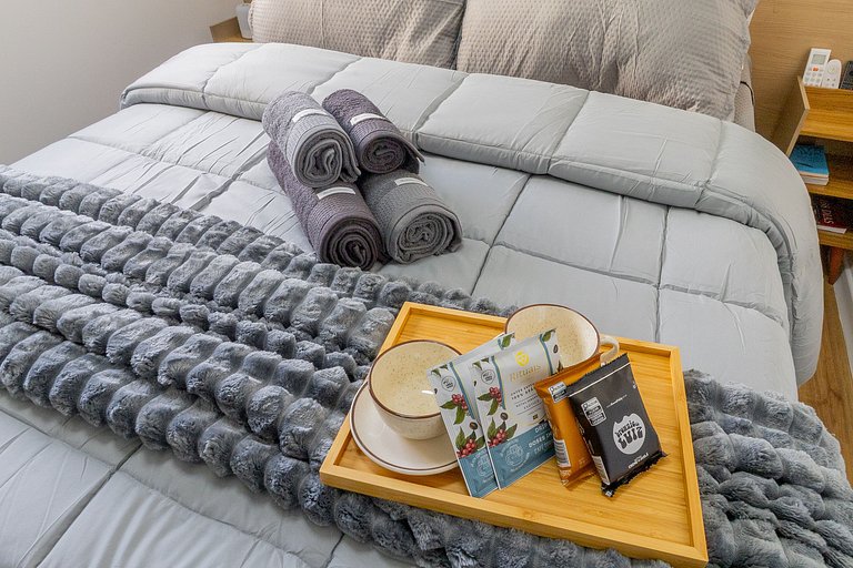 Metrô Liberdade | Varanda + Conforto 3pax