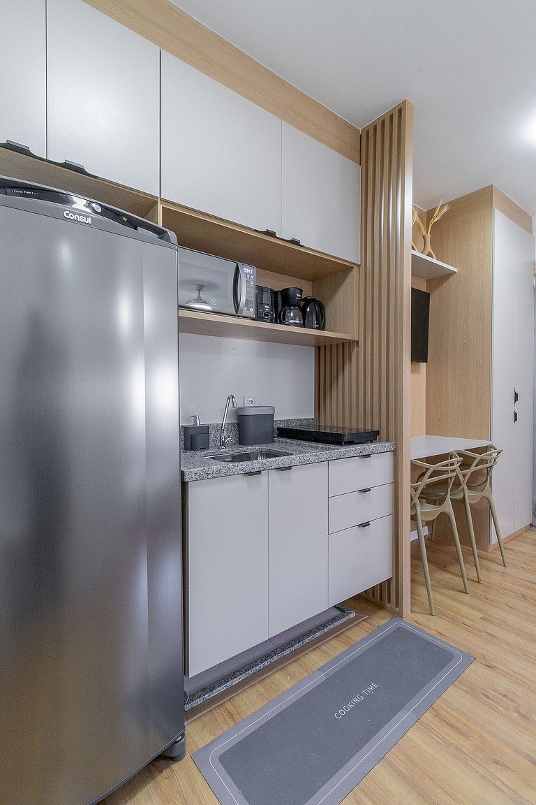 Metrô Liberdade | Varanda + Conforto 3pax