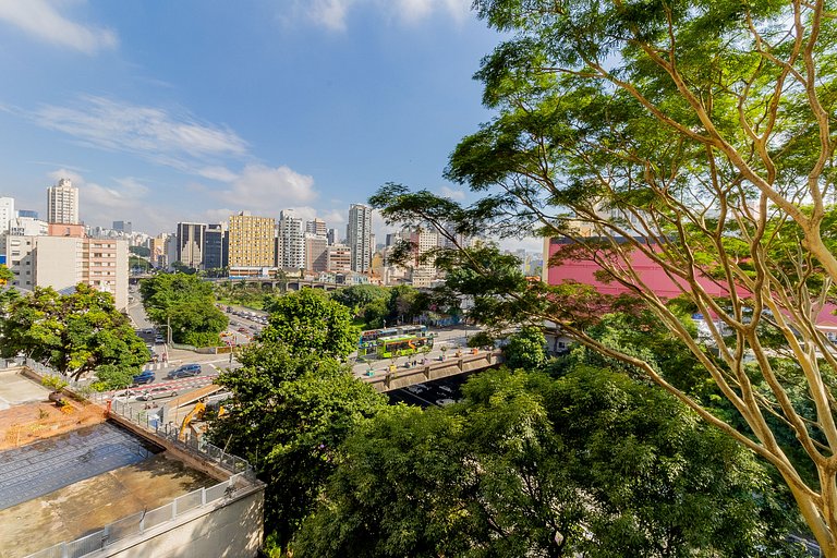 Metrô Liberdade | Varanda + Conforto 3pax