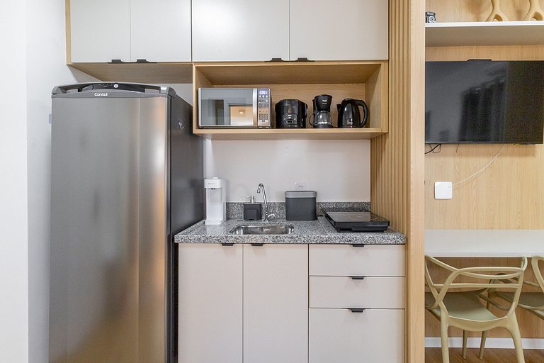 Metrô Liberdade | Varanda + Conforto 3pax