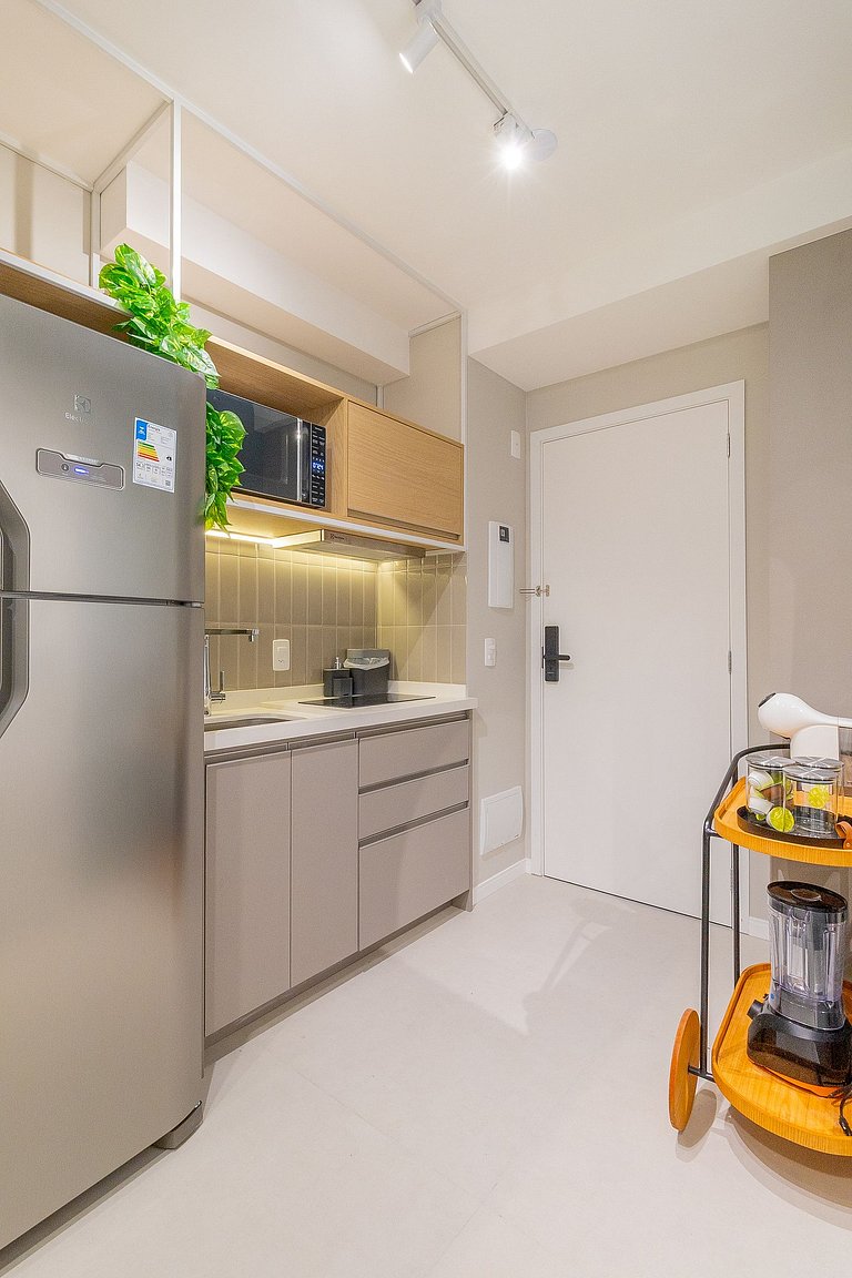 Apartment on the 16th floor, near Berrini, with a pool