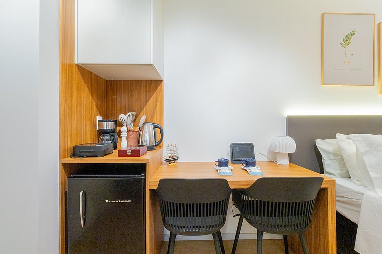 Studio Premium com Coworking e Piscina
