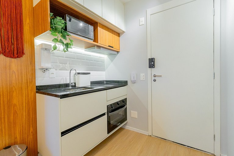 Studio Premium com Coworking e Piscina