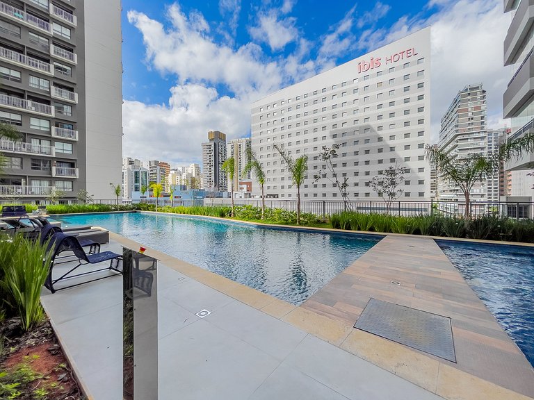 23º piso Balcón y piscina cerca del Ibirapuera