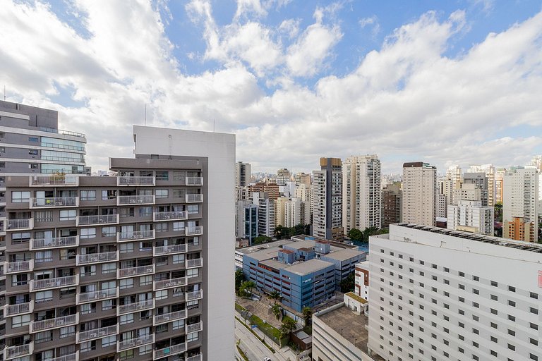 23º piso Balcón y piscina cerca del Ibirapuera