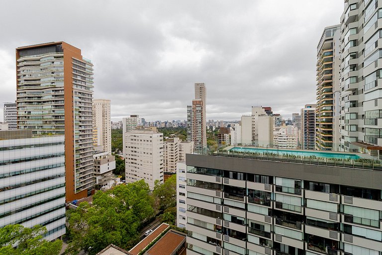 15ª Andar. Piscina e academia na Oscar Freire