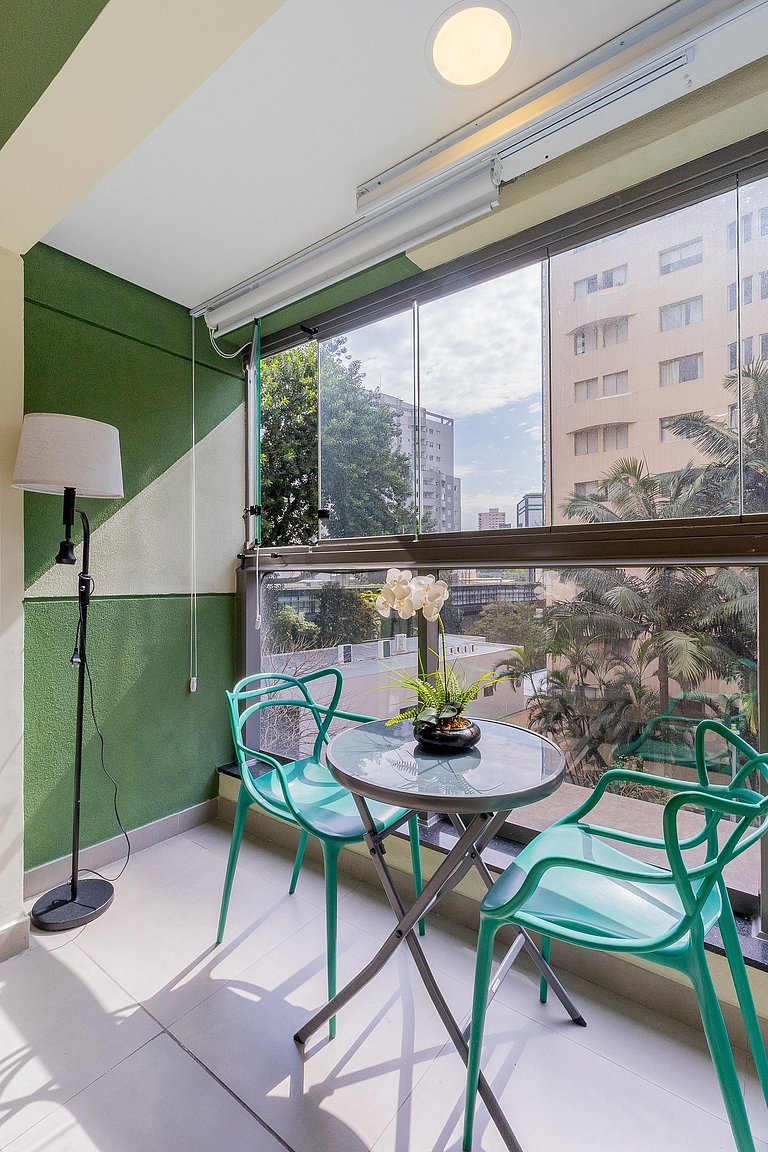 Varanda e rooftop próximos à Avenida Paulista