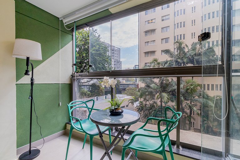 Varanda e rooftop próximos à Avenida Paulista